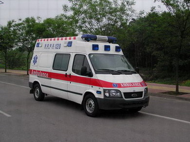 彭州市救护车护送